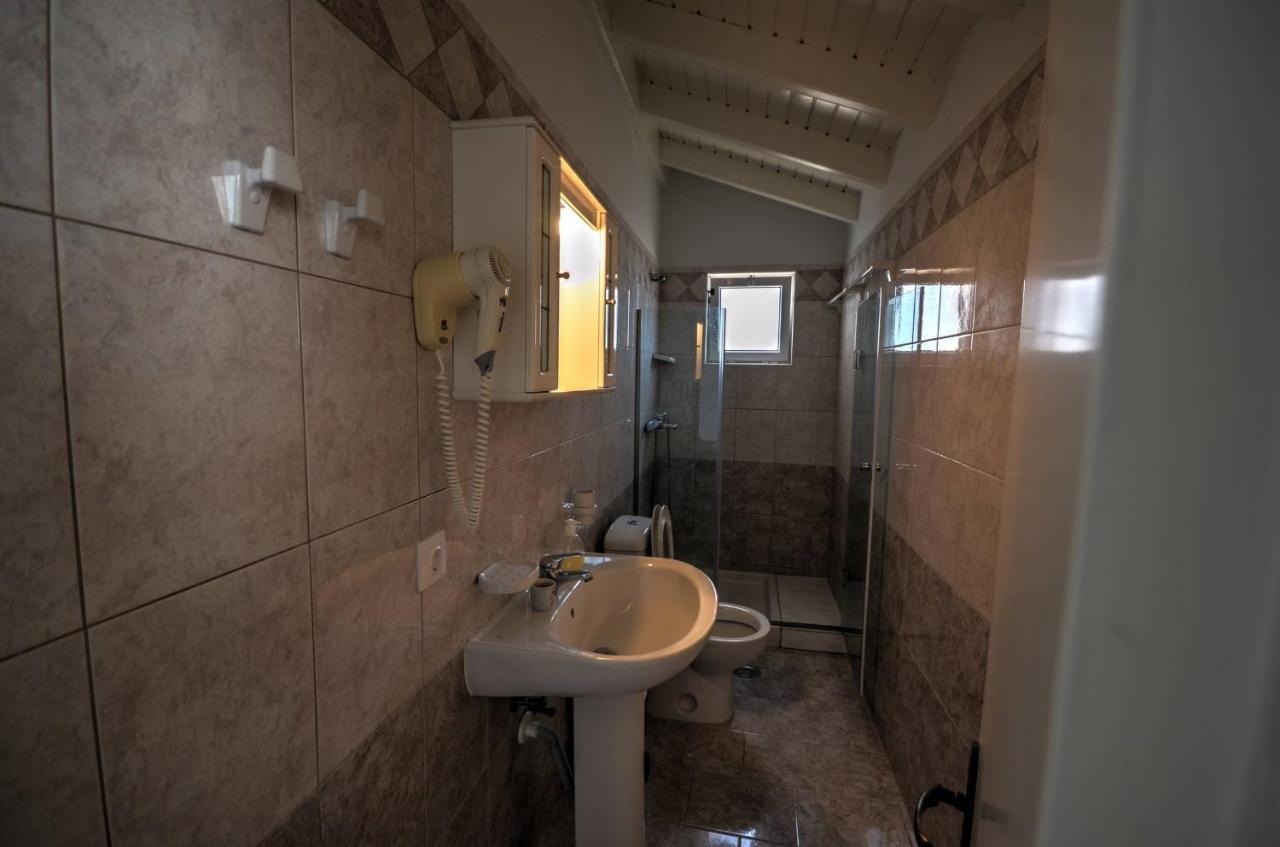 Astacos Studios Paleokastritsa Luaran gambar